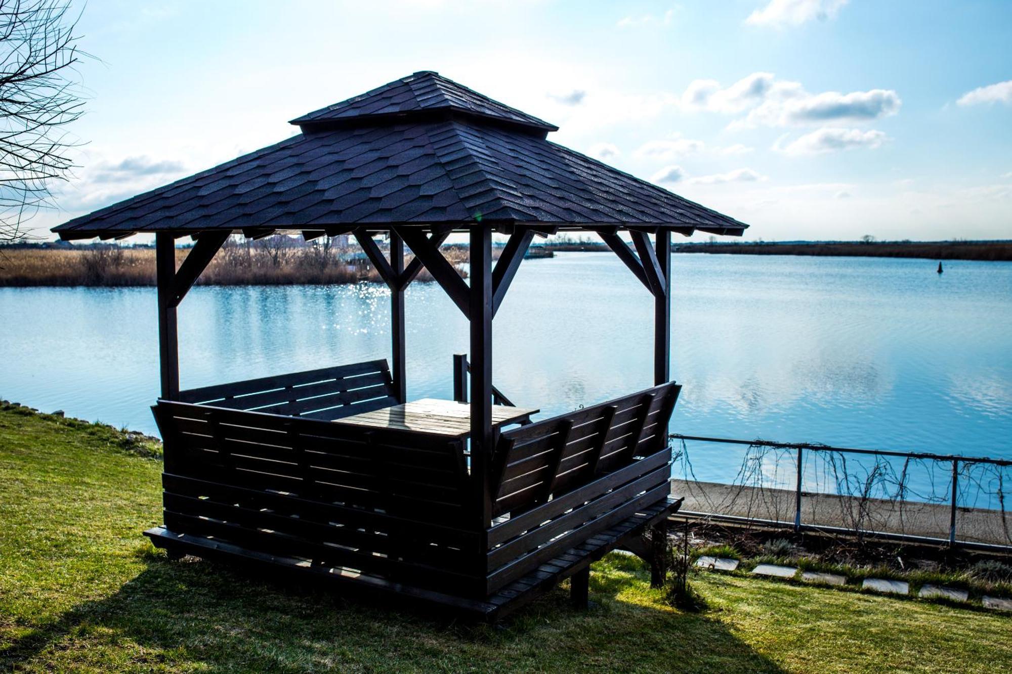 Ostrov River Club Novoselovka  Exteriér fotografie